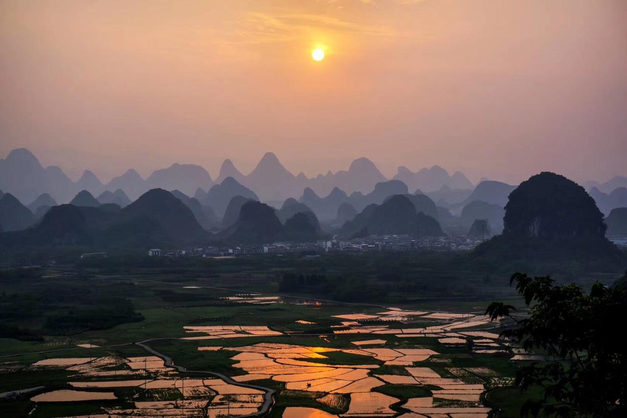 Yangshuo Moon Resort Hotel Kuej-lin Exteriér fotografie